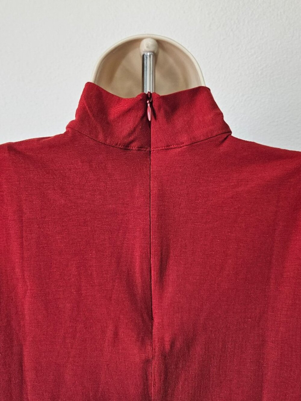 Chicos Sleeveless Mock Neck Ultimate Tee | Size 1, US Size Medium - Picture 4 of 6